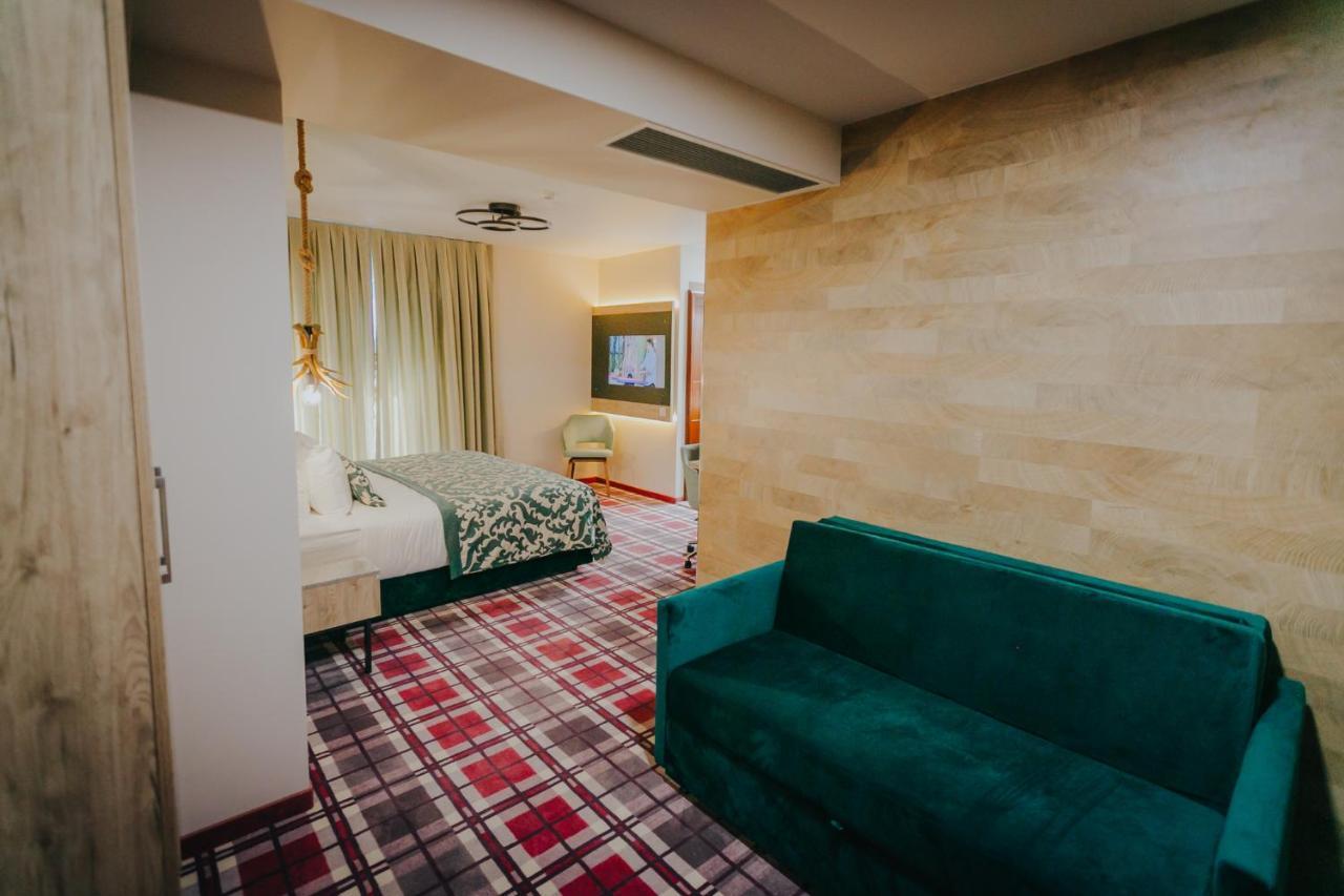 Lostrita - Pastravarie, Hotel & Spa Baia Mare Eksteriør bilde